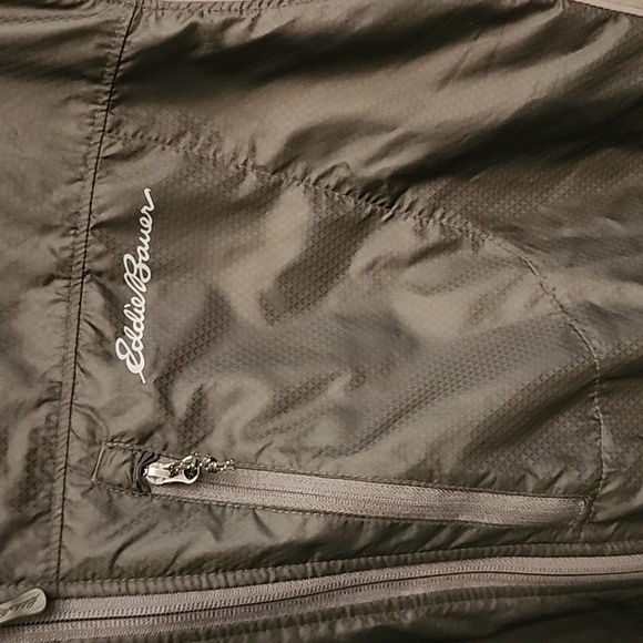 Eddie Bauer Men's Jacket - Picture 3 of 9